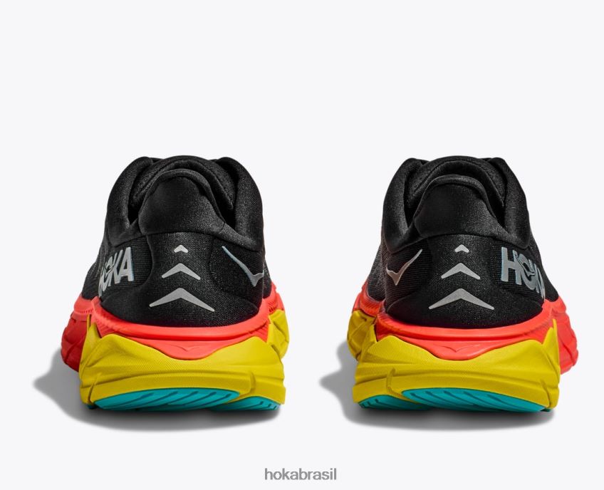 arahi 6 Hoka homens RNZ040428 chama preta